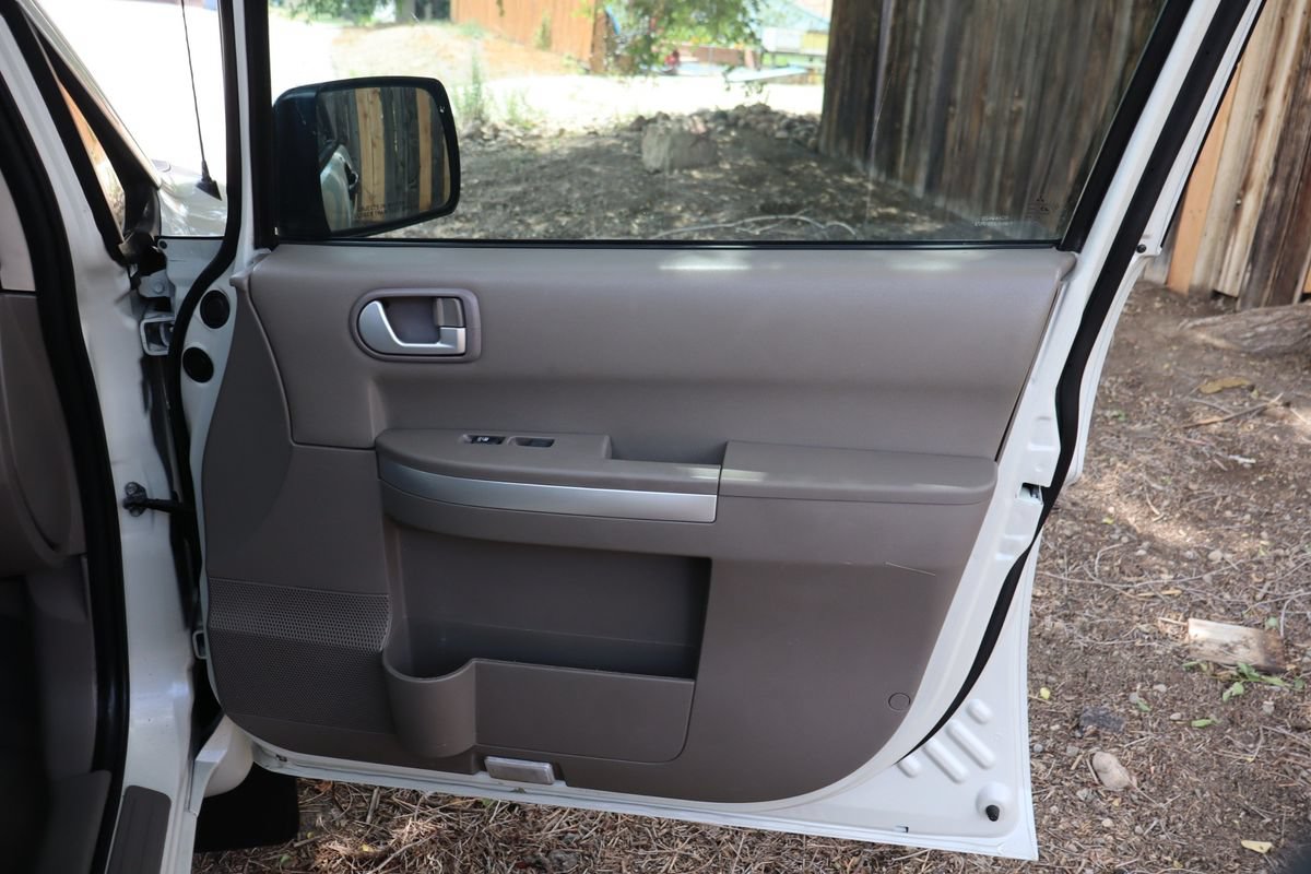 Used 2008 Mitsubishi Endeavor LS AWD/4WD image 26