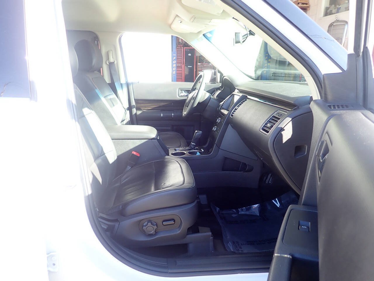 Used 2019 Ford Flex SEL w/ Equipment Group 202A AWD/4WD image 27