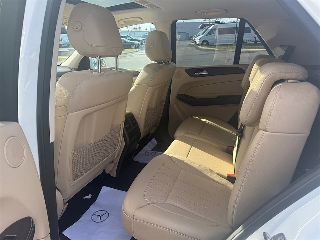 Used 2019 Mercedes-Benz GLE 400 4MATIC image 16