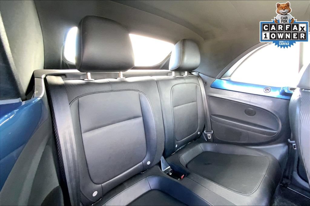 Used 2019 Volkswagen Beetle 2.0T SE FWD image 25