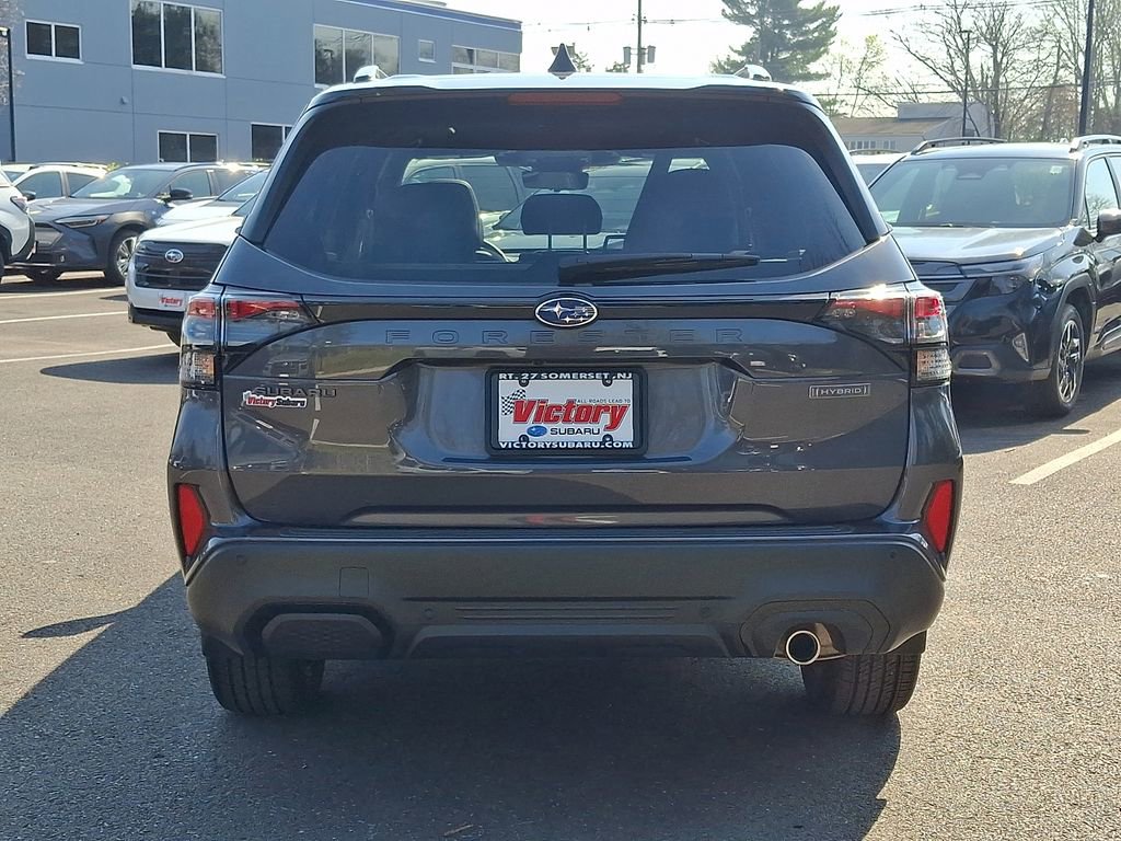 Used 2025 Subaru Forester Touring image 5