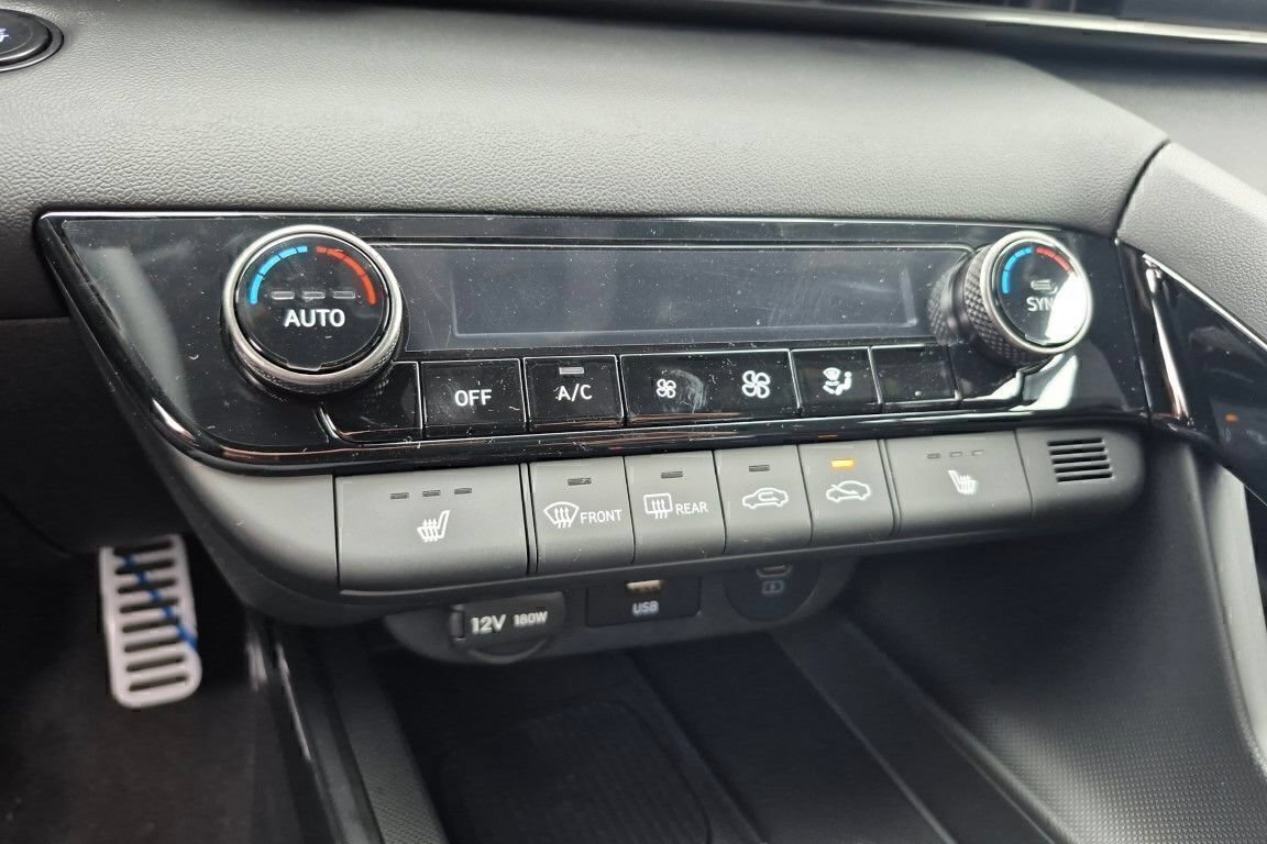 New 2026 Hyundai Elantra SEL Sport Premium FWD image 25