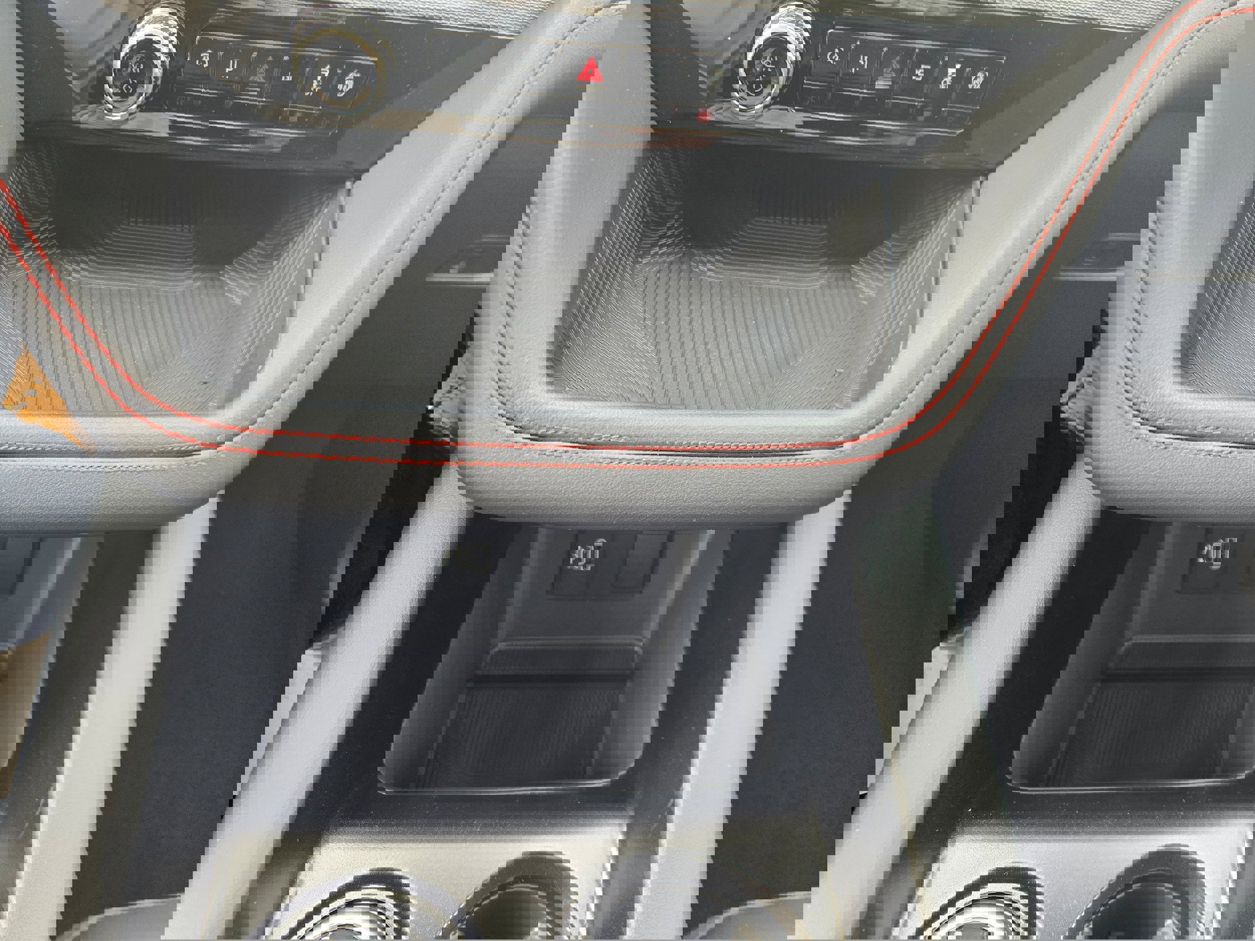 New 2026 Ford Explorer ST w/ Sun And Sound Package image 30