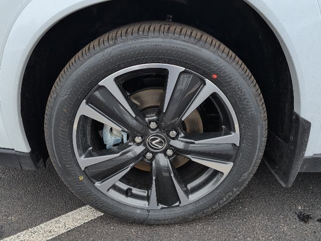 New 2026 Lexus UX 300h AWD image 10