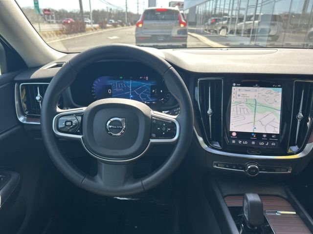 Certified 2025 Volvo V60 B5 Cross Country Plus image 18
