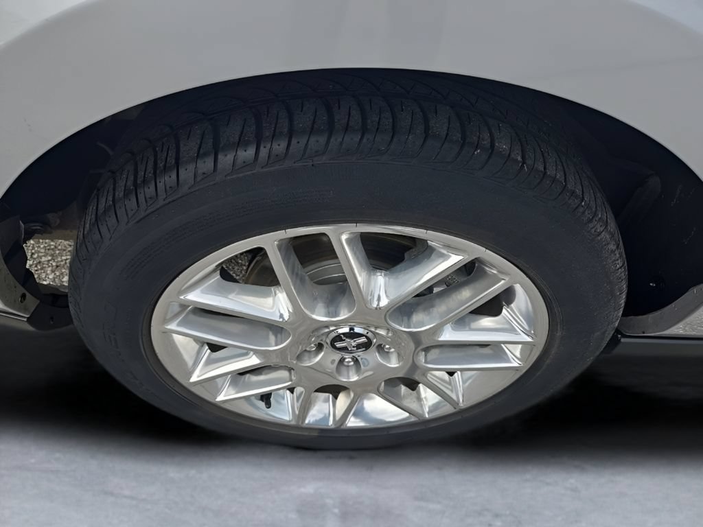 Used 2012 Ford Mustang Premium RWD image 33