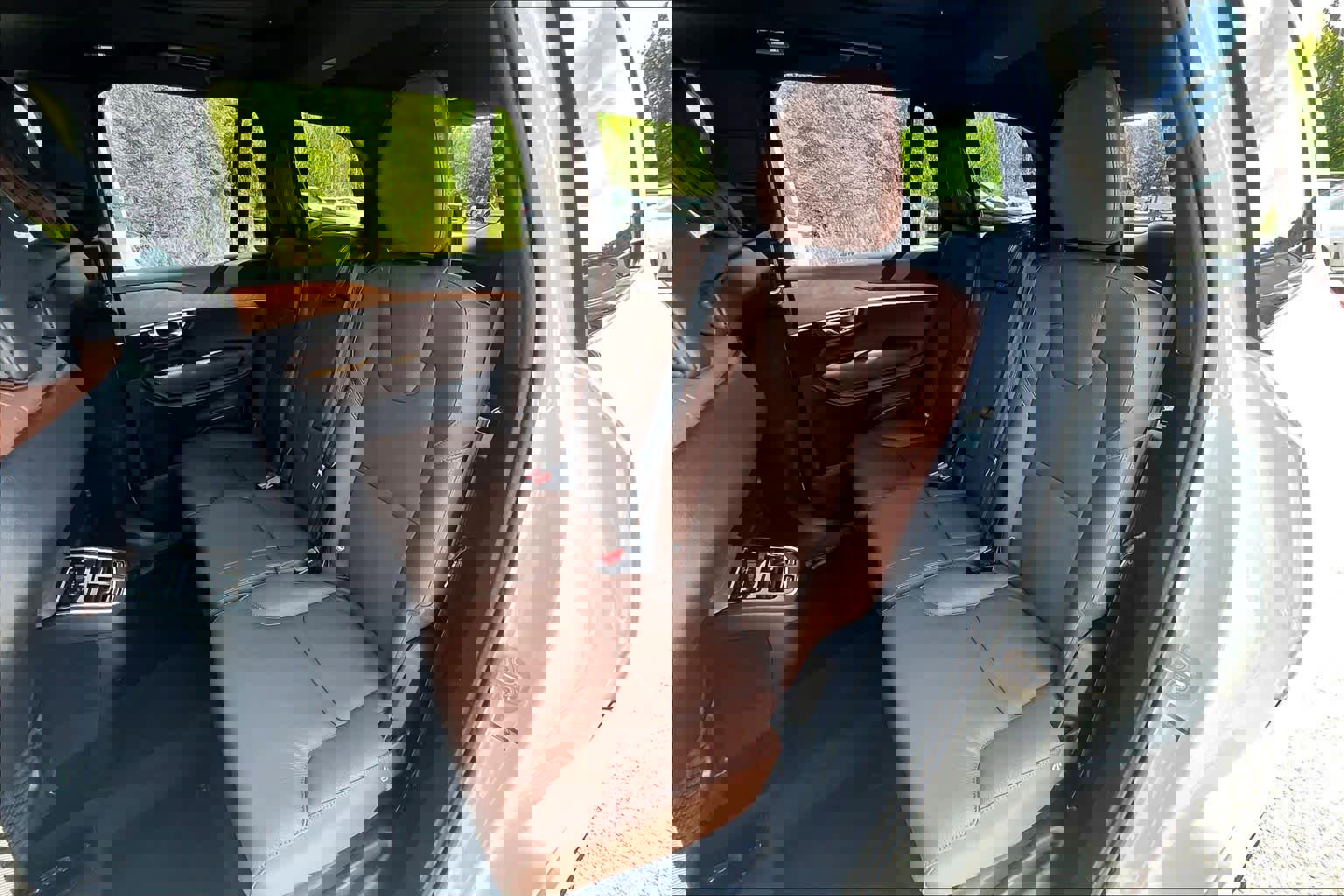 Used 2024 Volvo XC90 B6 Plus w/ Protection Package Premier image 21