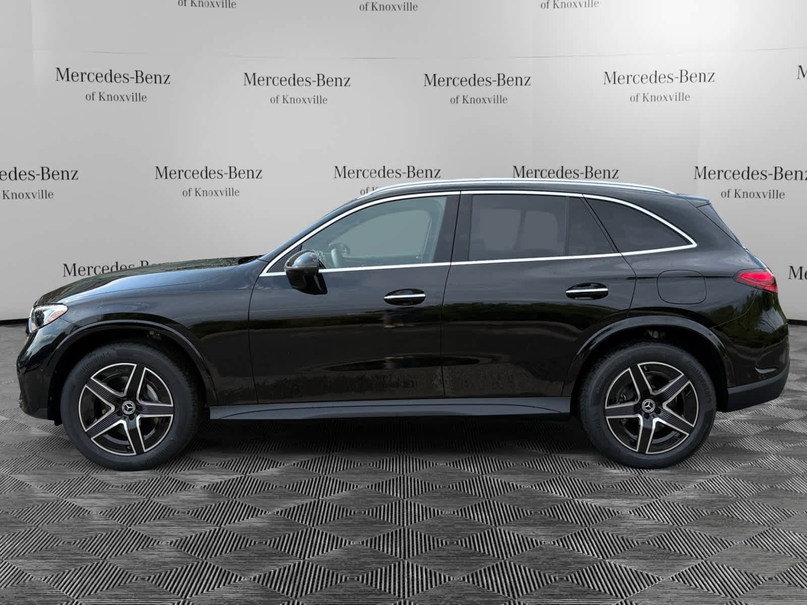 New 2026 Mercedes-Benz GLC 350e 4MATIC video 2