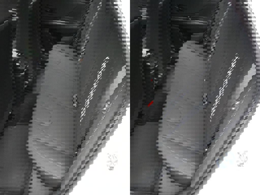 New 2025 Hyundai Elantra Sport image 28