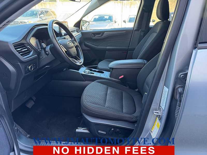 Used 2024 Ford Escape Active AWD/4WD image 12