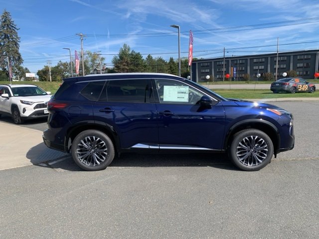 New 2026 Nissan Rogue Platinum image 8