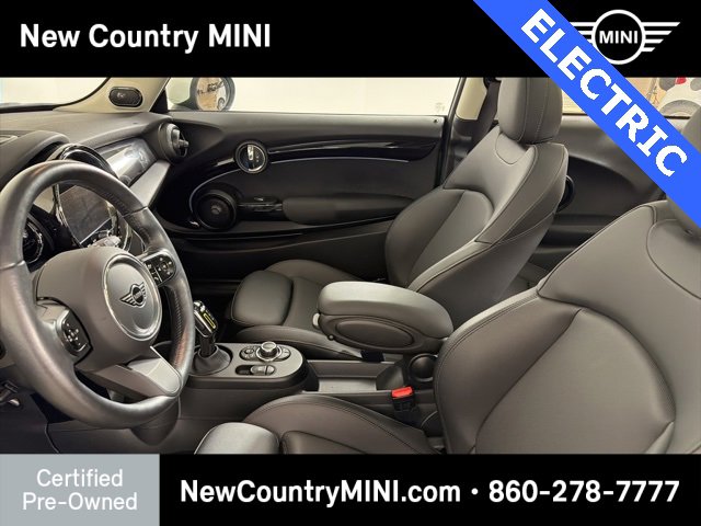 Certified 2024 MINI Cooper SE image 16