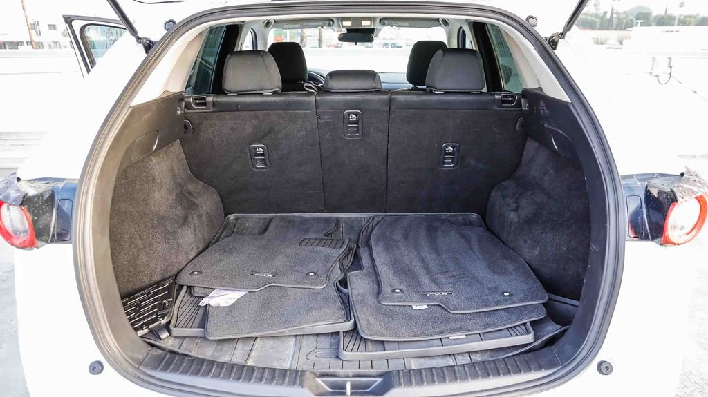 Used 2018 MAZDA CX-5 Sport image 29