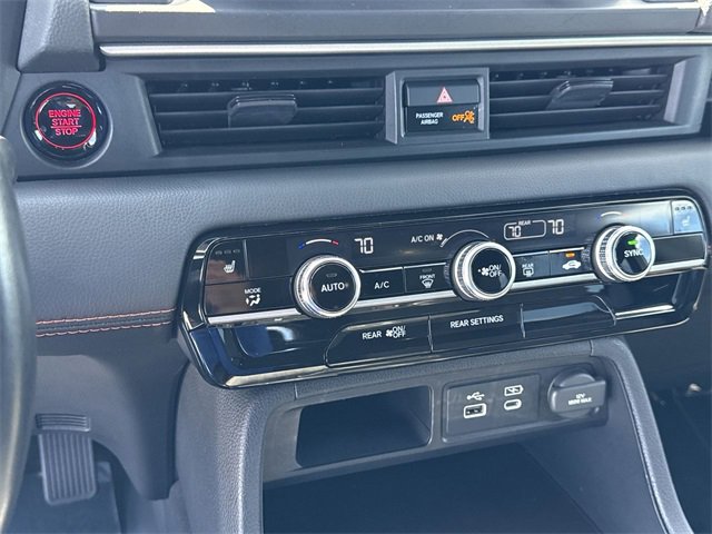 Used 2023 Honda Pilot Sport image 19