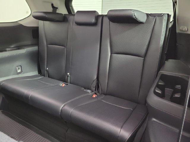 Certified 2026 Toyota Grand Highlander AWD image 14