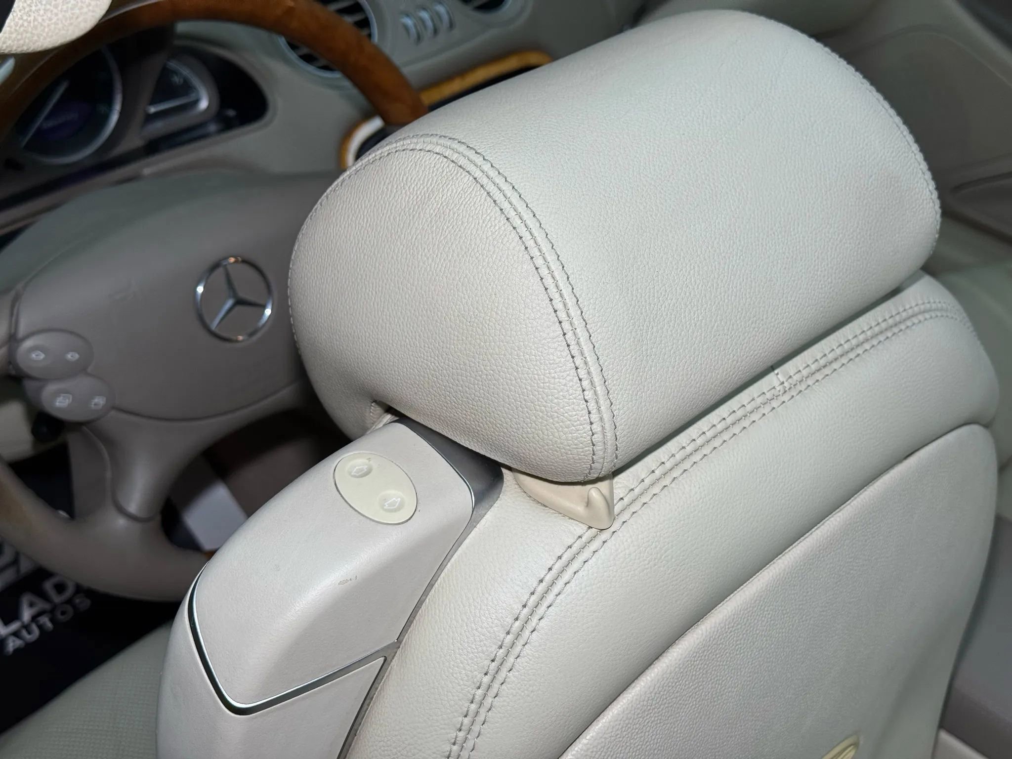 Used 2003 Mercedes-Benz SL 500 image 32