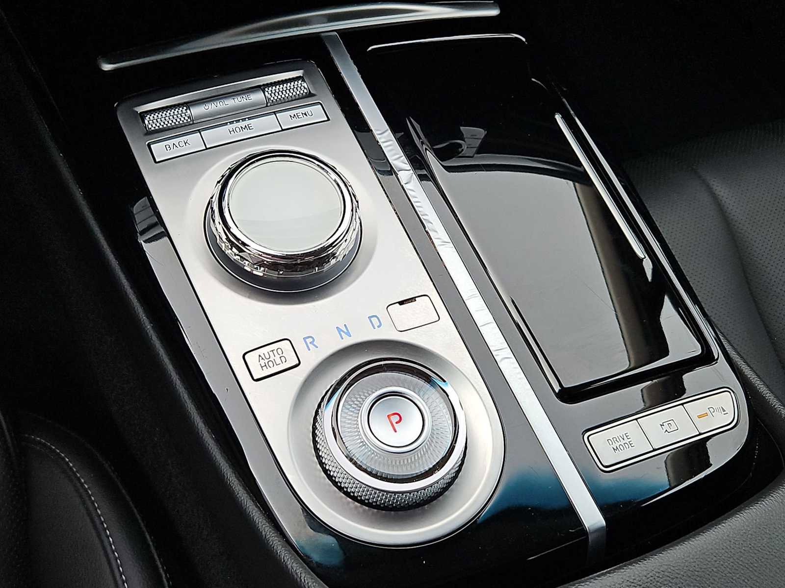 Used 2023 Genesis G80 2.5T image 33