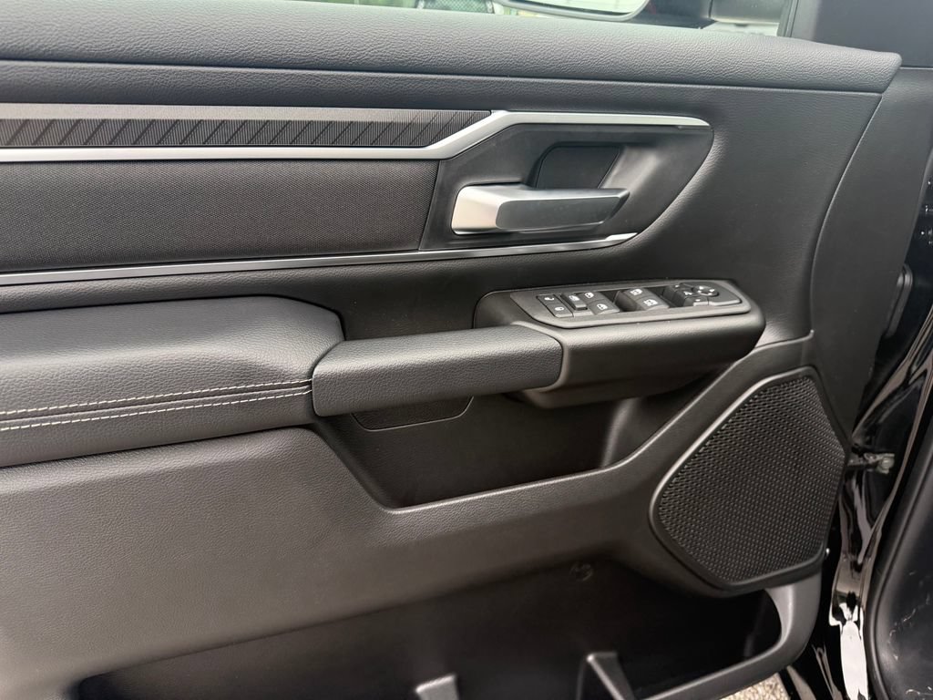 New 2026 RAM 1500 Big Horn AWD/4WD image 5