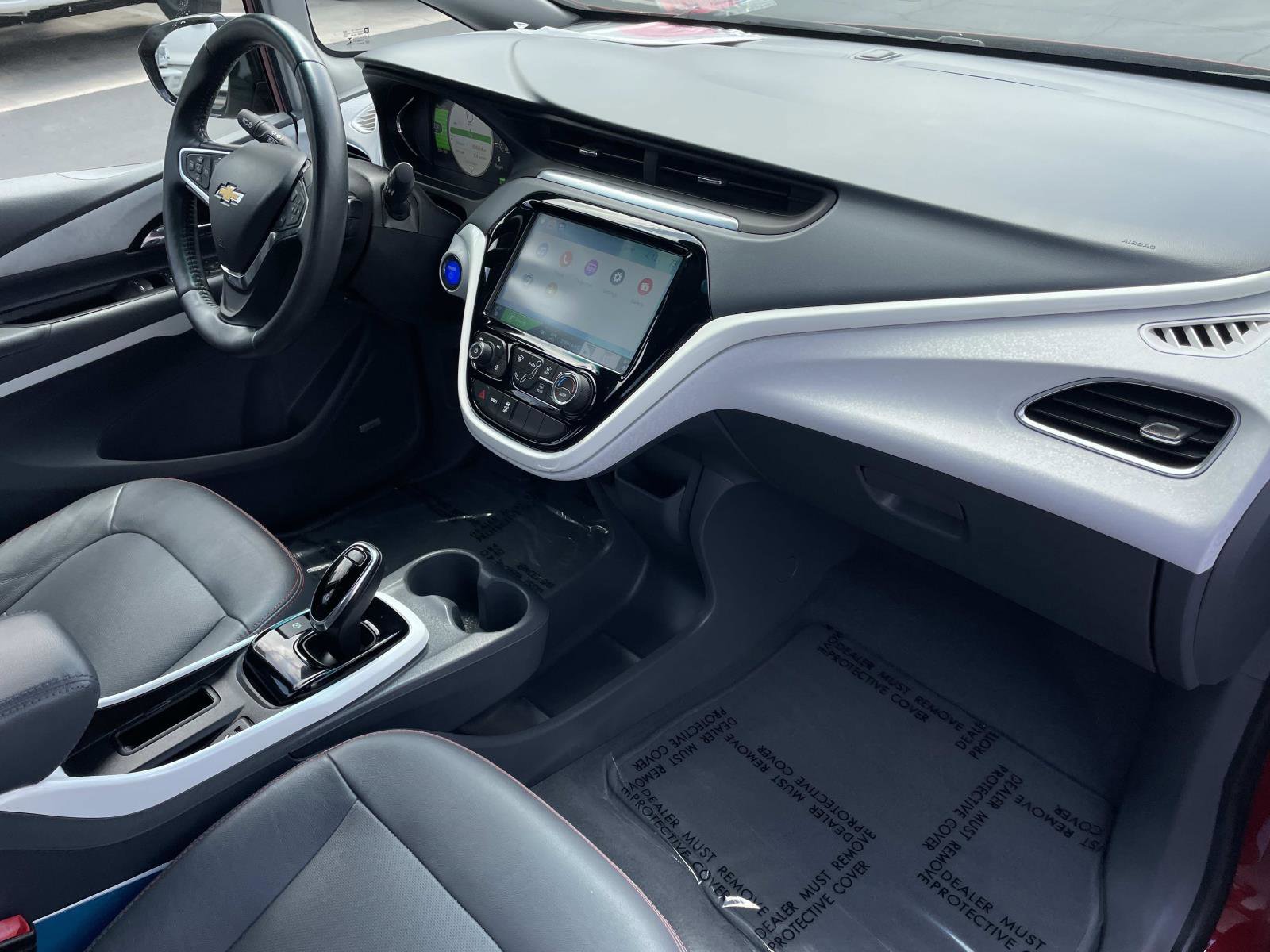 Used 2017 Chevrolet Bolt Premier w/ Driver Confidence II Package FWD image 28
