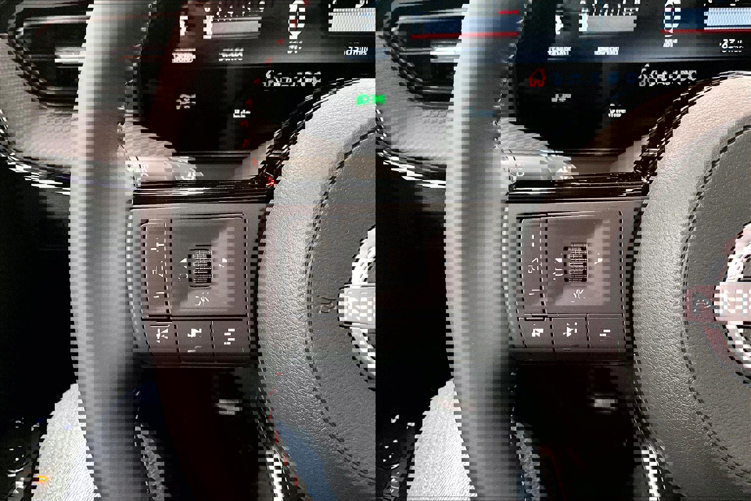 New 2025 Nissan Kicks SR w/ SR Premium Package image 64