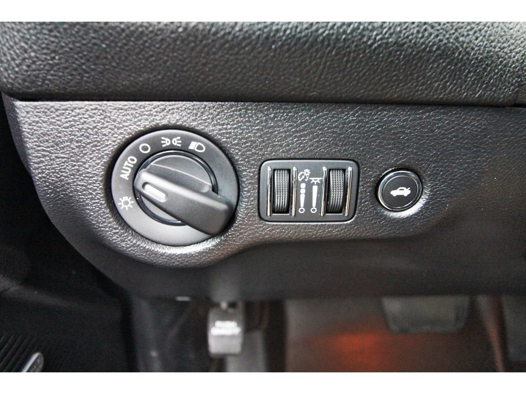 Used 2021 Dodge Challenger R/T Scat Pack RWD image 22