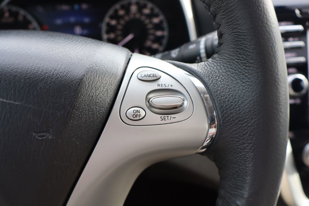 Used 2017 Nissan Murano SV w/ Premium Plus Package image 17