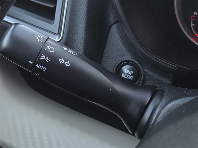 Used 2022 Subaru Ascent Premium w/ Convenience Package image 30