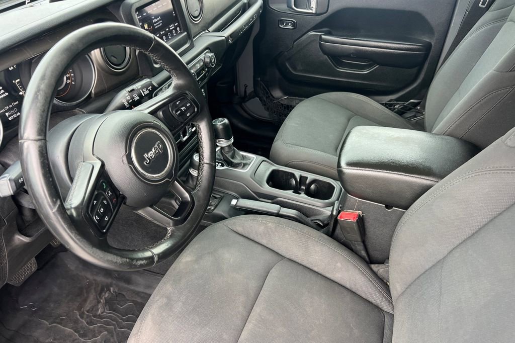 Used 2018 Jeep Wrangler Unlimited Sport S image 9