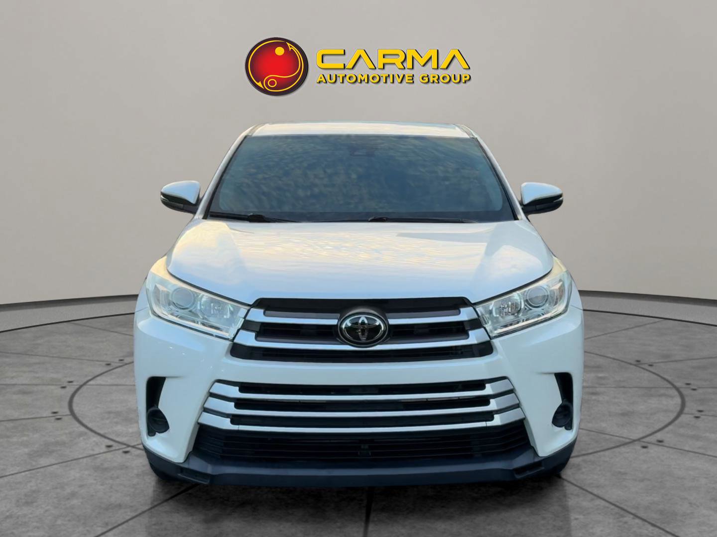 Used 2019 Toyota Highlander LE FWD image 12