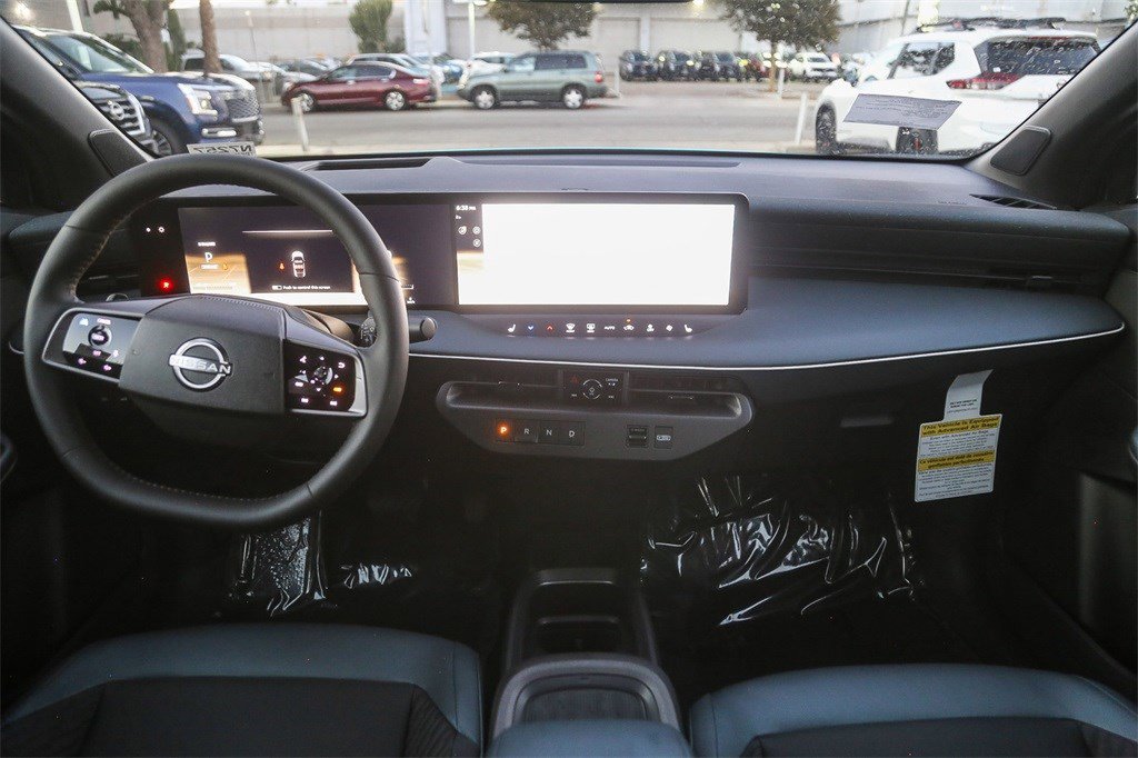 New 2026 Nissan Leaf Platinum+ image 13