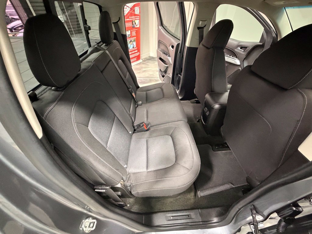 Used 2018 Chevrolet Colorado LT w/ LT Convenience Package AWD/4WD image 46