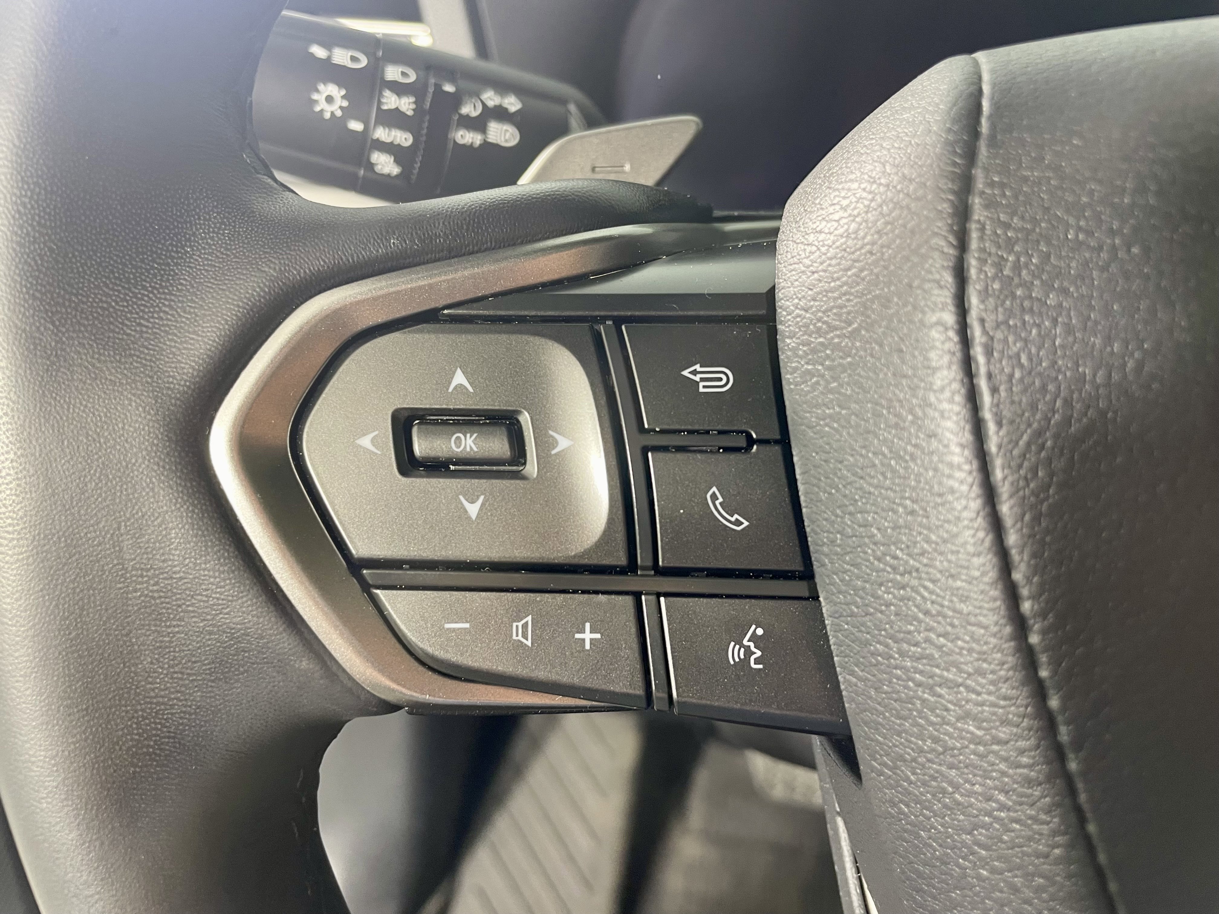 Used 2024 Lexus GX 550 w/ Accessory Package (Z1) image 17