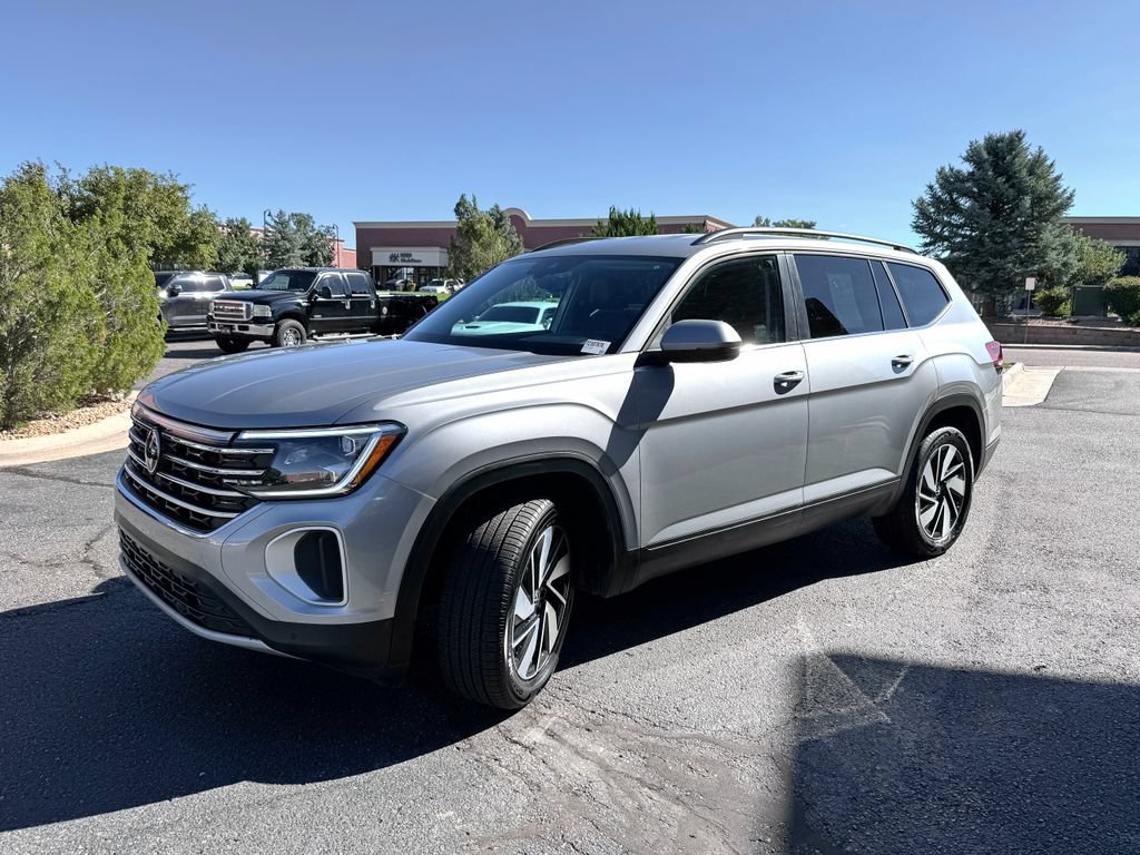 Used 2026 Volkswagen Atlas SE AWD/4WD image 4