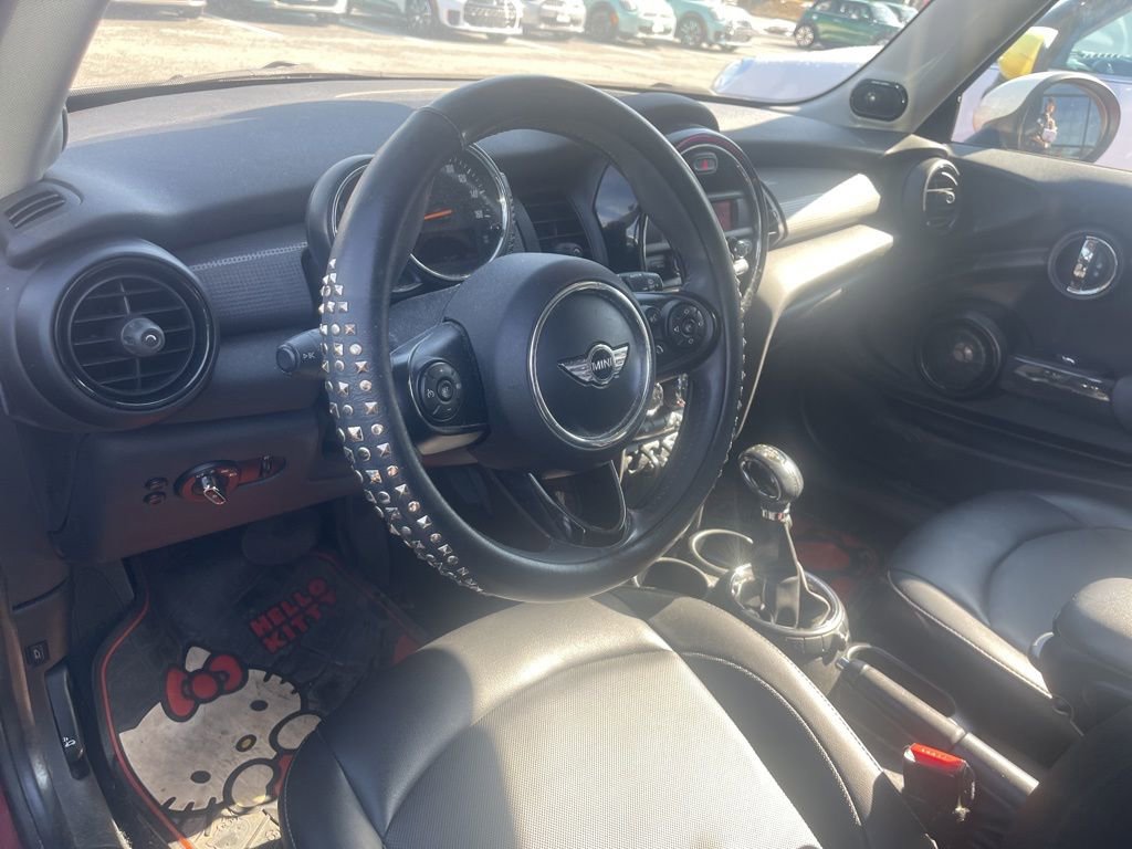 Used 2015 MINI Cooper 2-Door Hardtop image 5