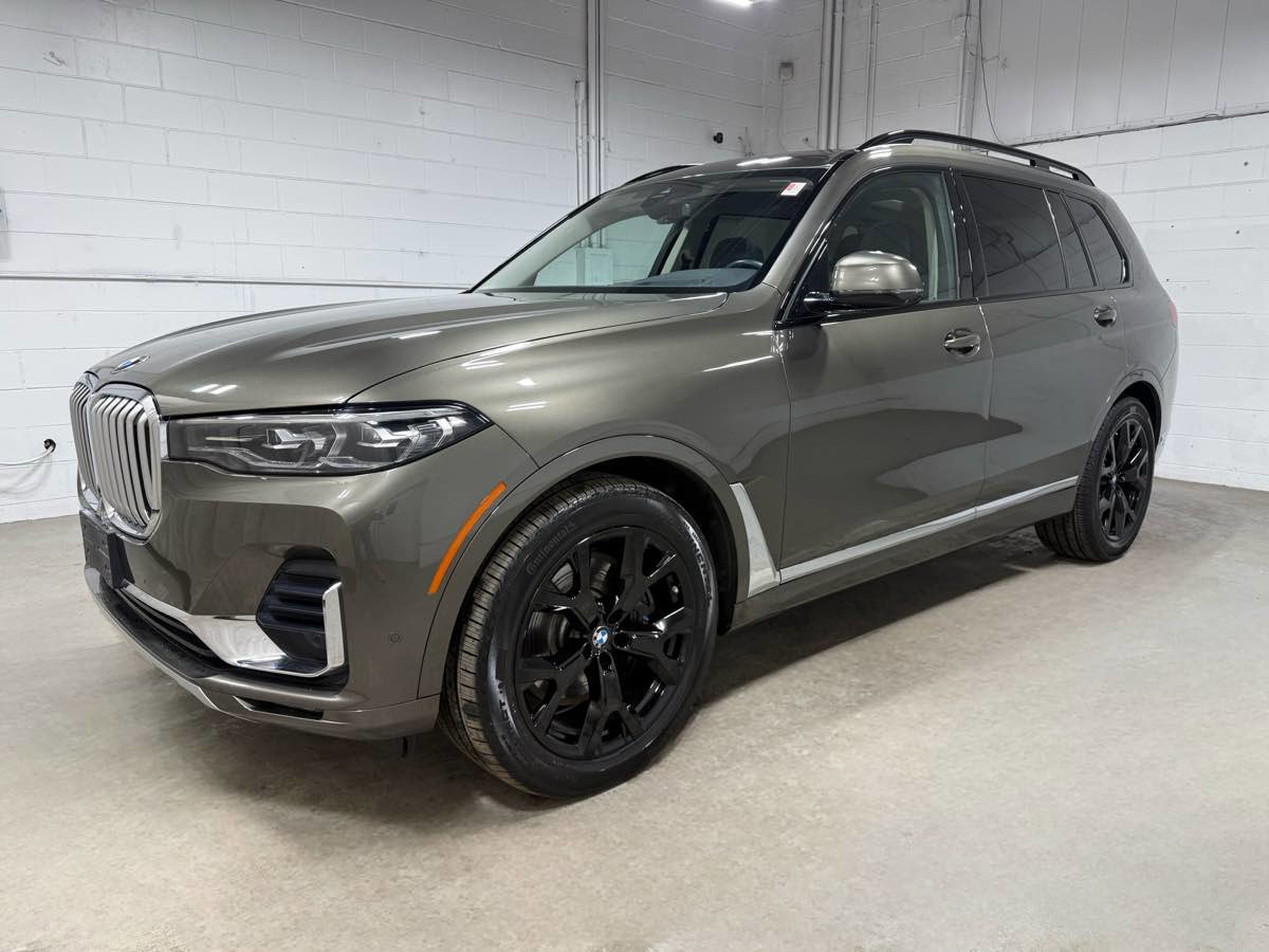 Used 2022 BMW X7 xDrive40i w/ Premium Package