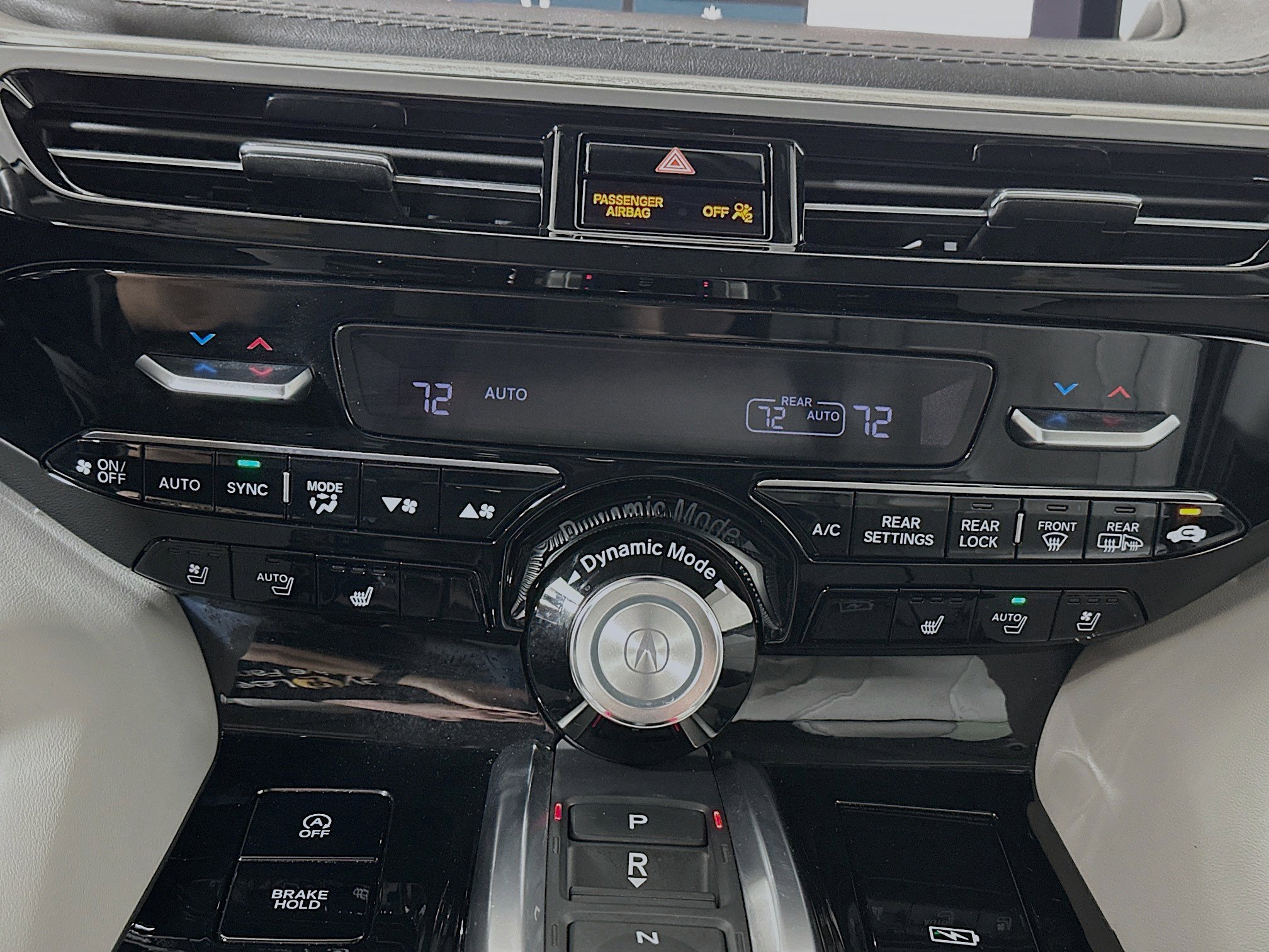 Used 2023 Acura MDX SH-AWD w/ Advance Package image 16
