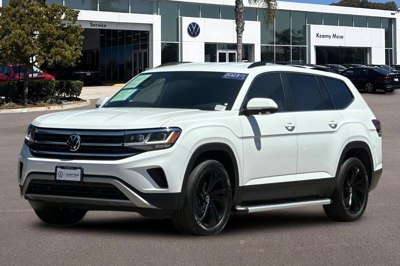 Used 2023 Volkswagen Atlas SE w/ Black Wheel Package FWD image 8