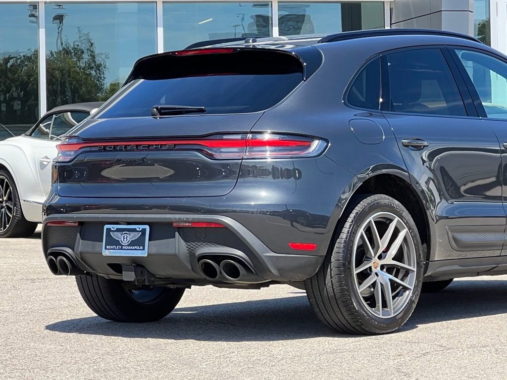 Used 2023 Porsche Macan S w/ Sport Chrono Package image 5
