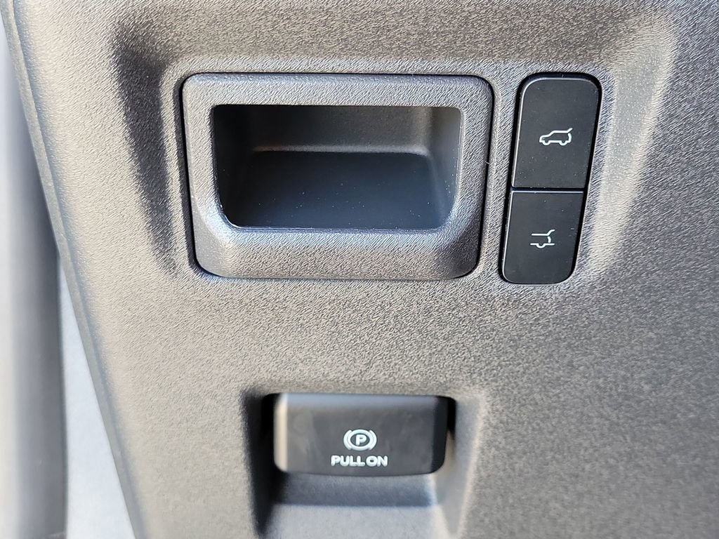 New 2026 Ford Expedition Active image 30