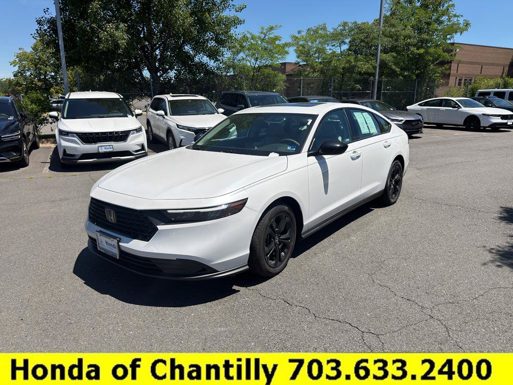 Used 2025 Honda Accord SE image 3