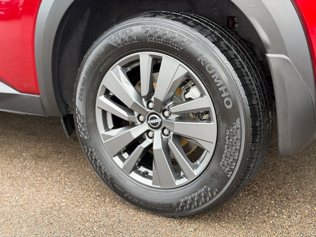 Used 2024 Nissan Pathfinder SV AWD/4WD image 29