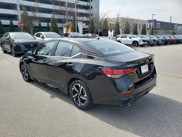 Certified 2025 Nissan Sentra SR w/ SR Premium Package image 6