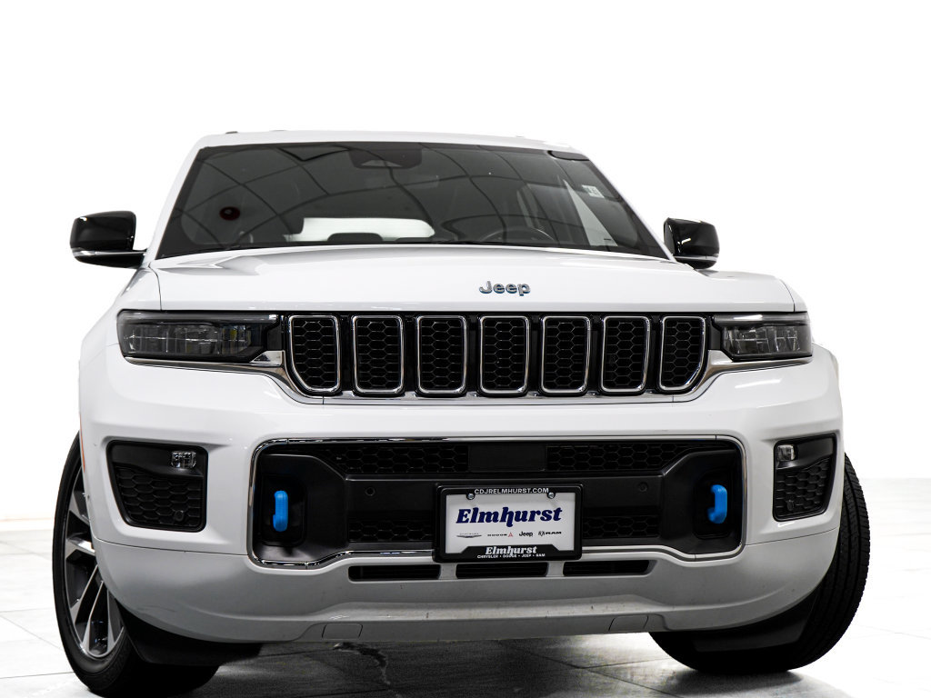 Used 2023 Jeep Grand Cherokee Overland AWD/4WD image 3