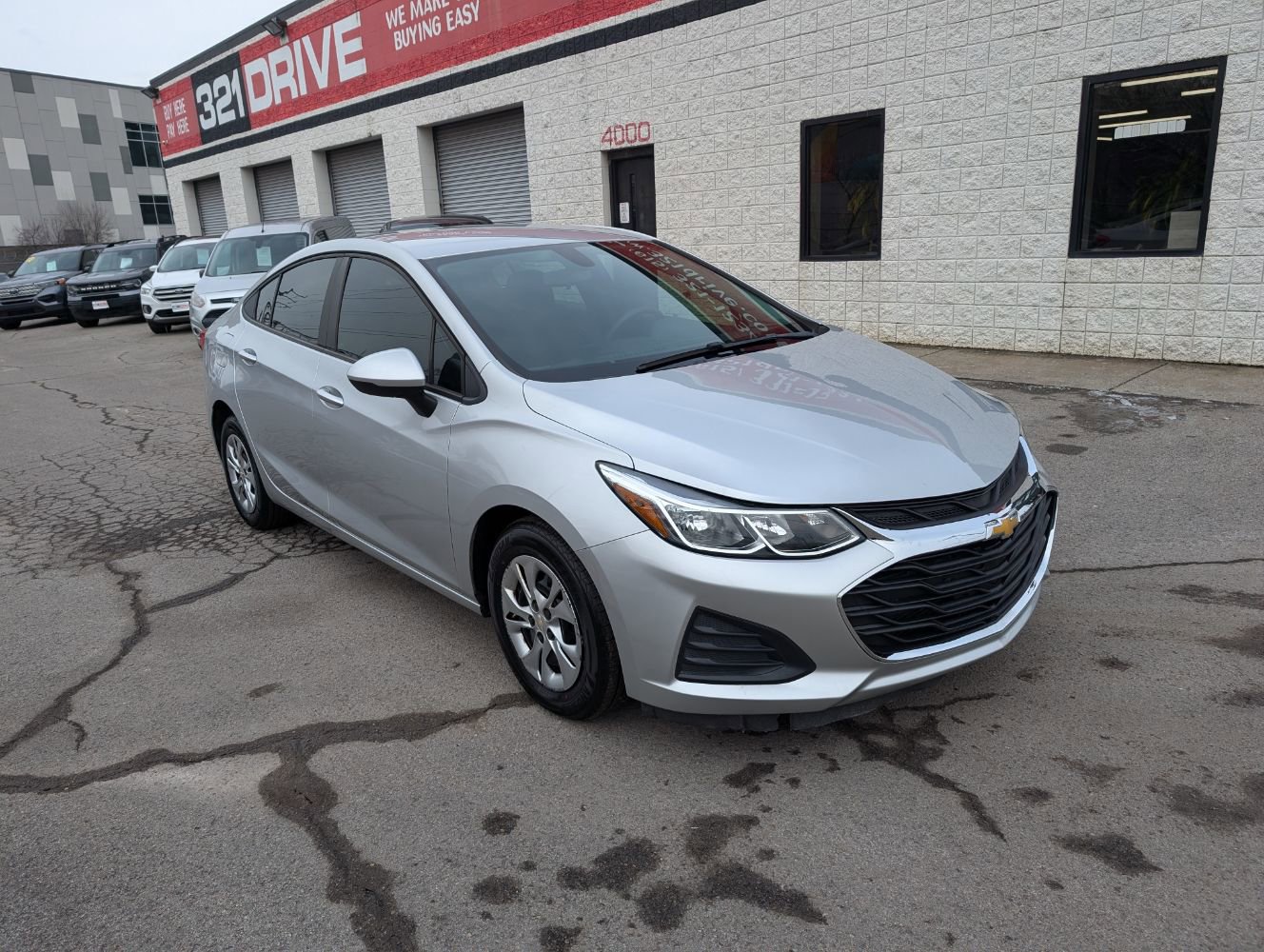 Used 2019 Chevrolet Cruze LS image 4