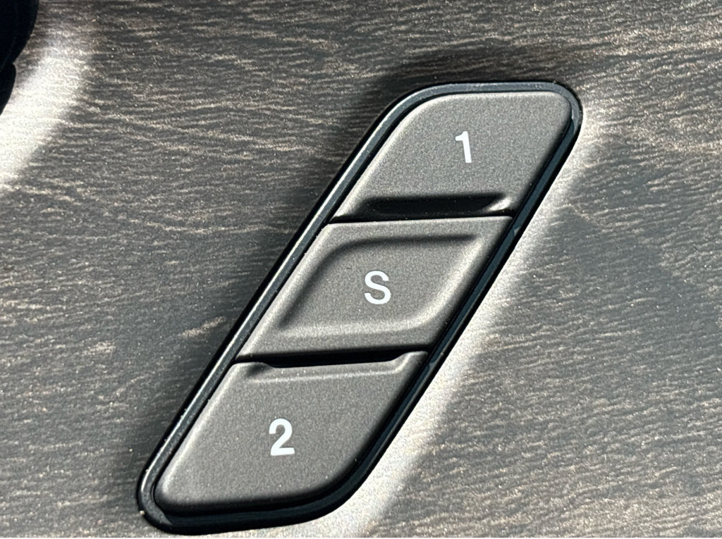 New 2026 Jeep Grand Cherokee Limited AWD/4WD image 32