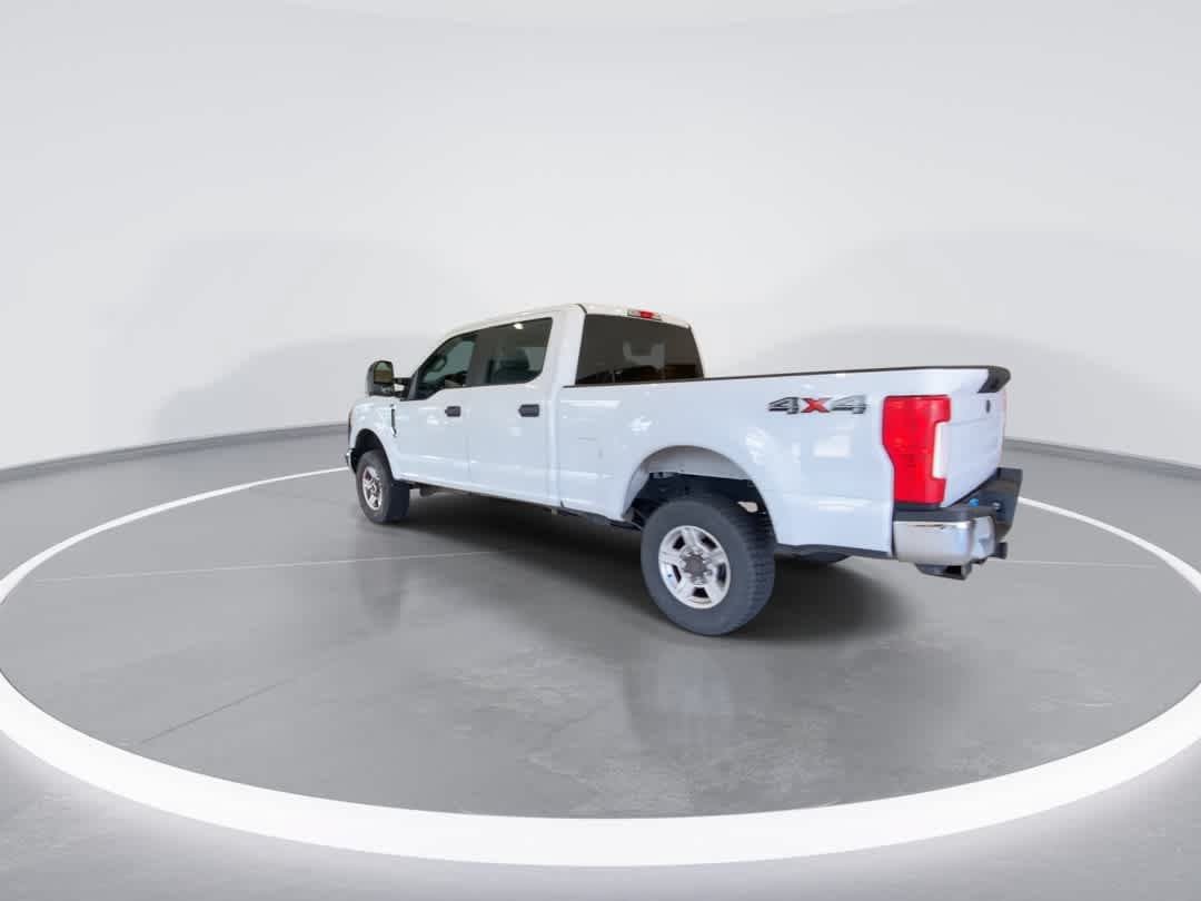 Used 2017 Ford F350 XL AWD/4WD image 6