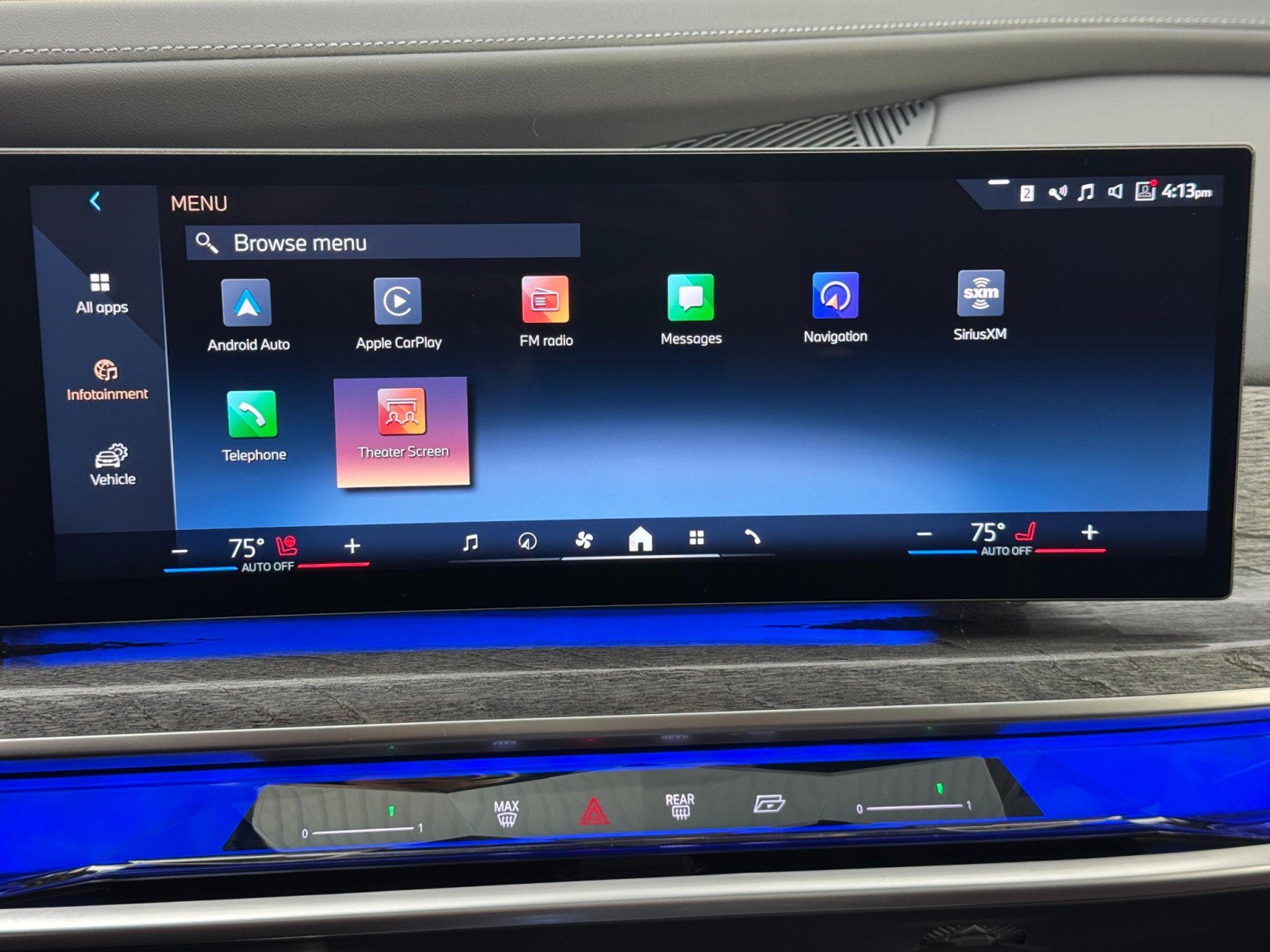 Used 2024 BMW i7 xDrive60 image 31