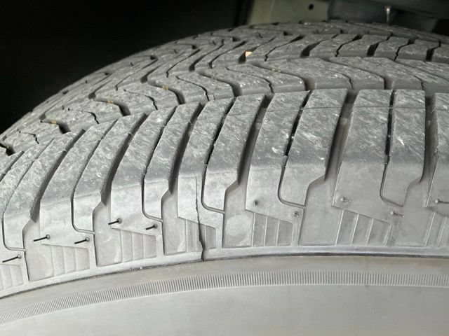 Used 2023 Chevrolet Traverse LT w/ LPO, Floor Liner Package AWD/4WD image 12