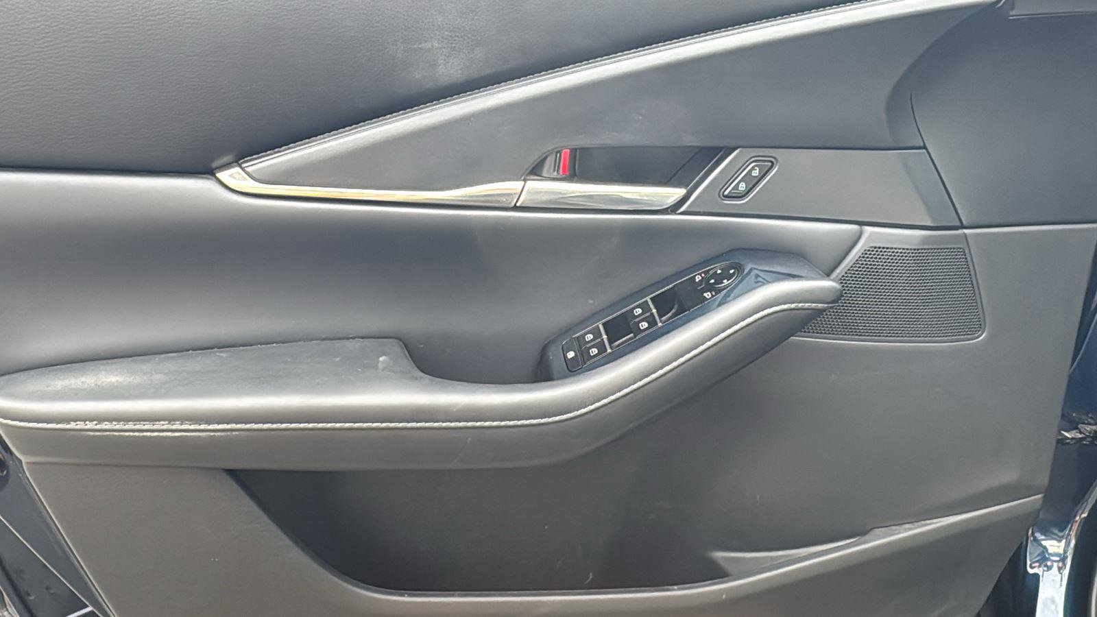 Used 2021 MAZDA CX-30 FWD 2.5 S w/ Preferred Package image 8