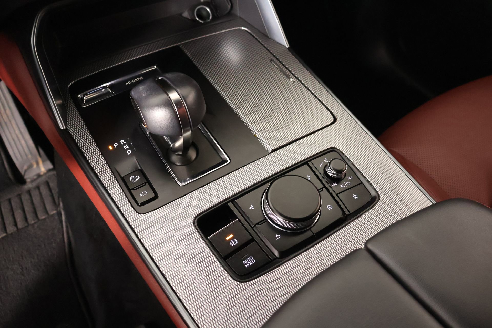 Used 2025 MAZDA CX-70 3.3 Turbo S w/ Premium Package image 8